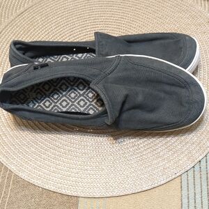 Dark Gray Casual Slip-On Flats